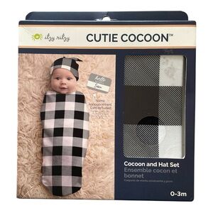 •Itzy Ritzy Black and White Cocoon Set
